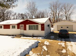 3520 Cole Ln, Bay City, MI 48706