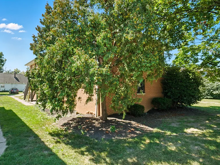 1545 King Ave #B — Photo 17