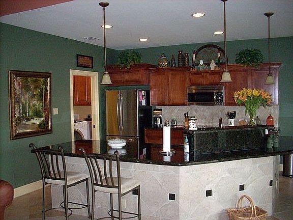 3rd image of 14 Hacienda Dr