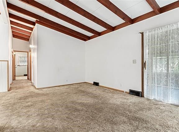 5th image of 2302 NE 61st St