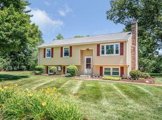9 Zina Rd, Hudson, MA 01749