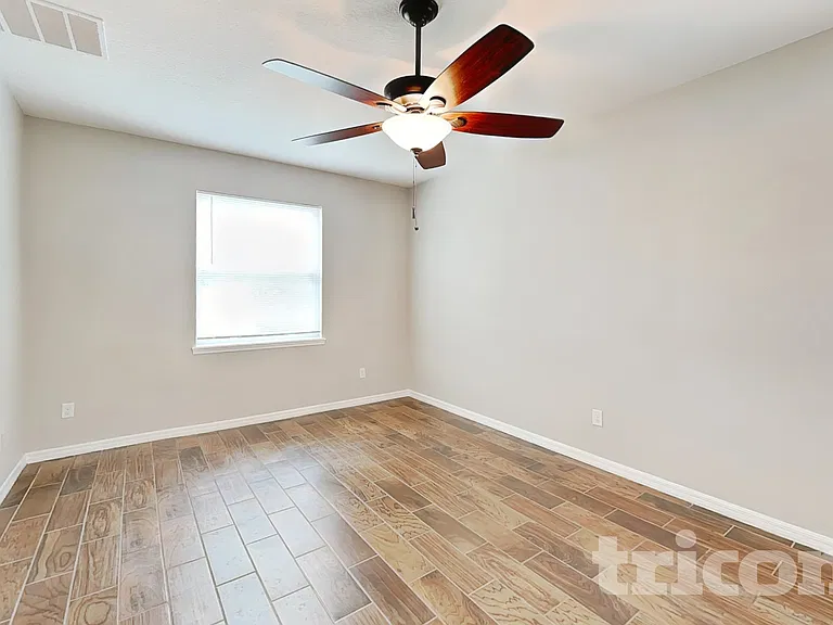 1109 Lauren Manor Loop — Photo 7