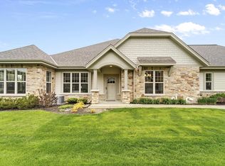 N73W13635 Claas Rd #14, Menomonee Falls, WI 53051