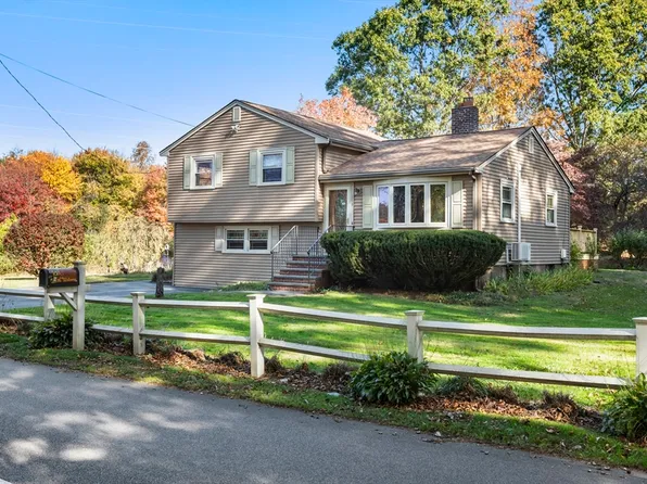 118 Lovering St, Medway, MA 02053