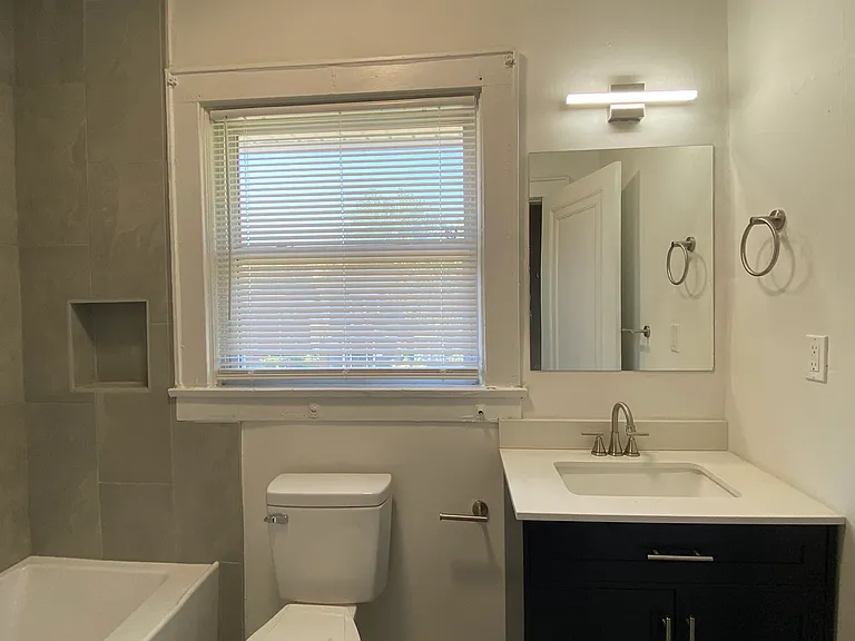 309 W Whitney Ave #207 — Photo 11