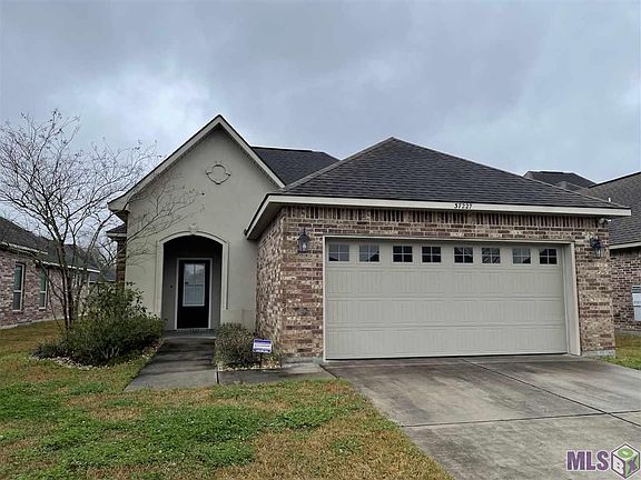 2nd image of 37227 Market Place Dr
