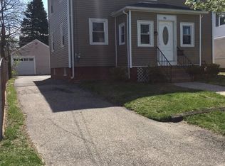 196 Grace St, Cranston, RI 02910