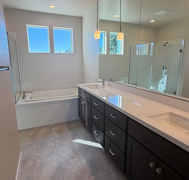 425 Kylie Ln — Photo 17