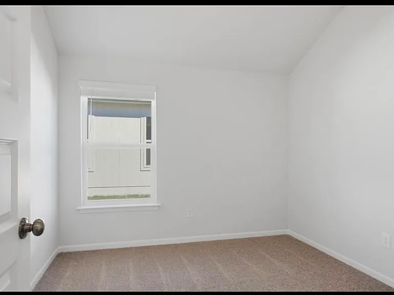 877 N Buckeye St — Photo 12