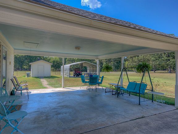 4th image of 8835 Sebastian Rd