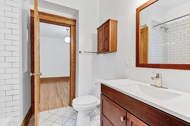 3153 N Hudson Ave #2 — Photo 17