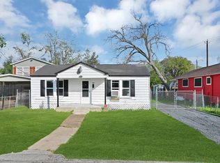 7837 McLean St, Houston, TX 77051