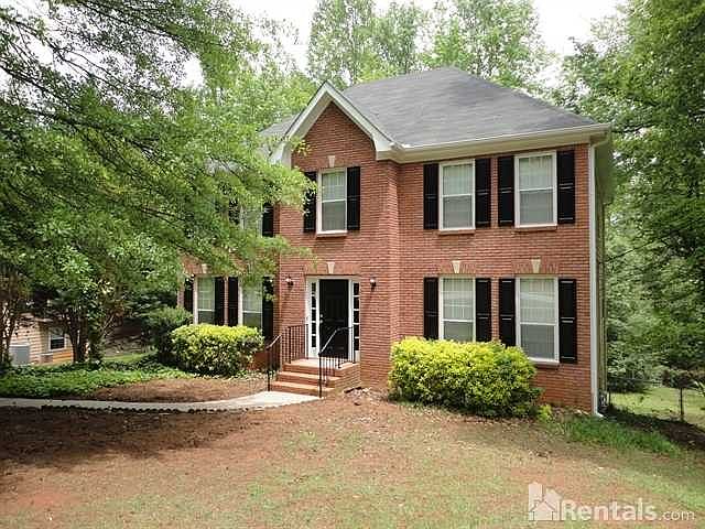 1st image of 540 Woodrow Dr