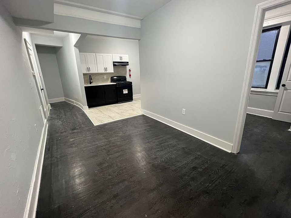 1st image of 1009 S Orange Ave #103