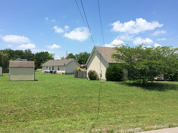 2nd image of 204 Long Creek Dr