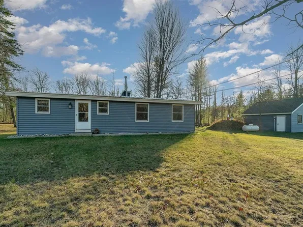 575 W Birch Rd, Roscommon, MI 48653