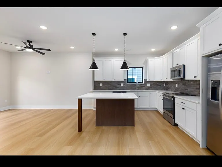 2724 SW 24th Ln — Photo 24