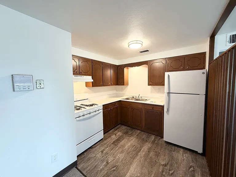 36 S Harrison Ave #35 — Photo 3