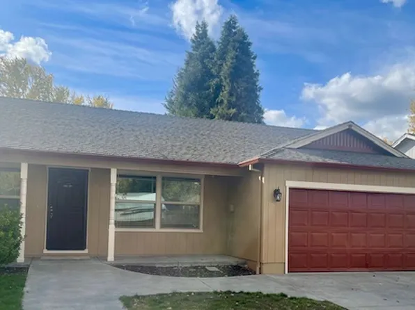 113 Little Butte Dr, Eagle Point, OR 97524