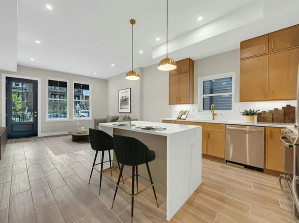 24 Clinton Avenue image 3 of 15