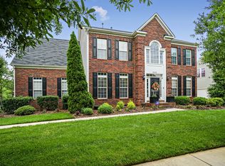 6628 Olmsford Dr, Huntersville, NC 28078