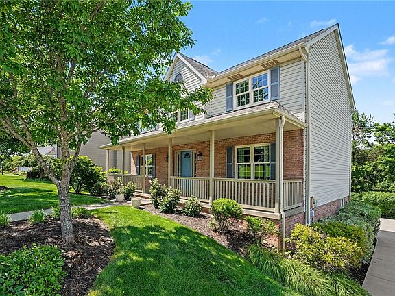 4th image of 120 Bayberry Ln