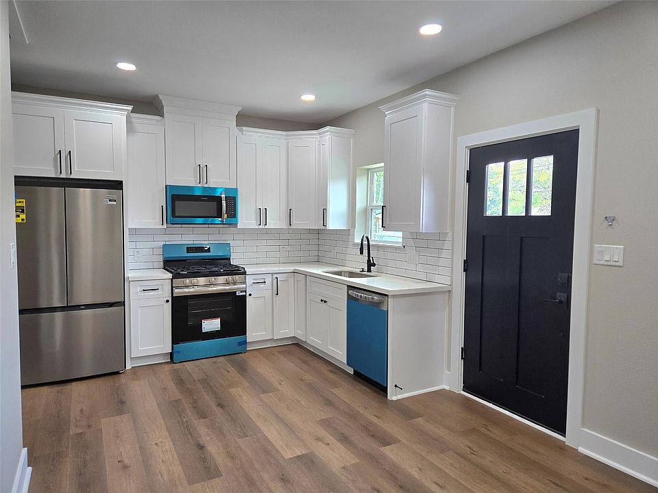 1st image of 7830 Woodlyn Rd #B