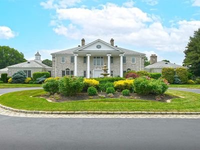 9 Colonial Drive, Glen Head, NY, 11545