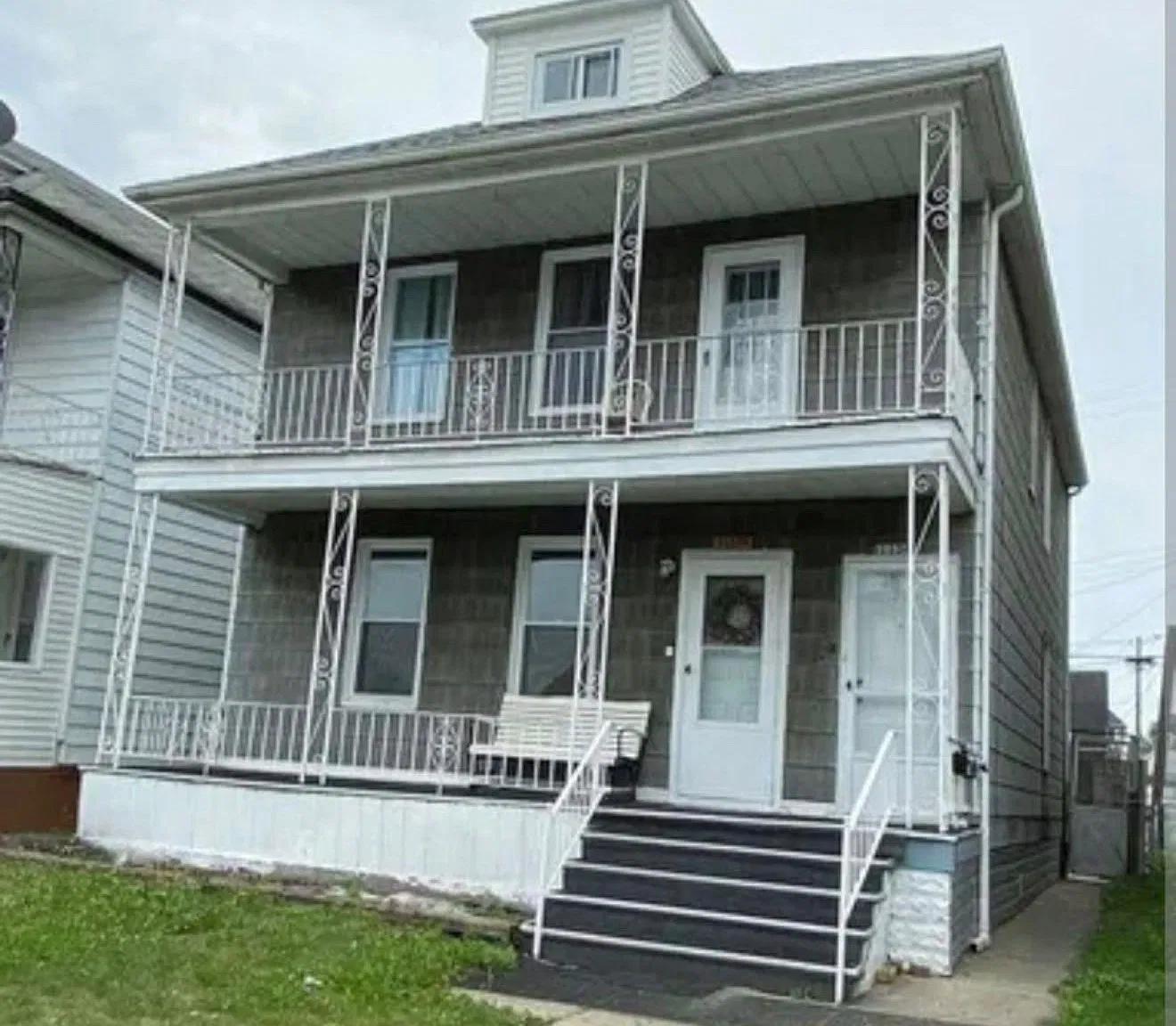 2 bed, 740 sqft, $1,100 — Photo 1