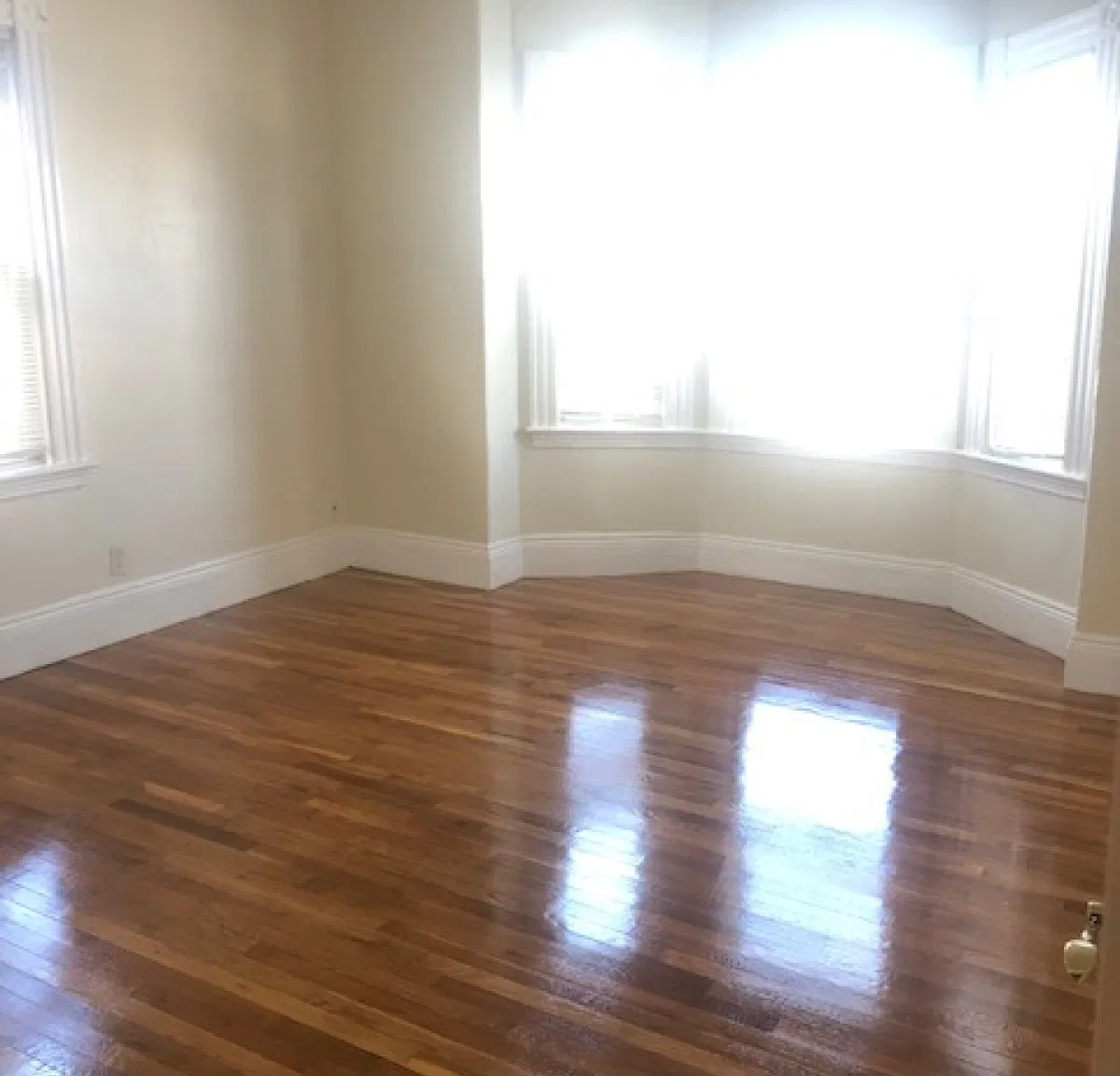 286 Beacon Street Apartments — Photo 3