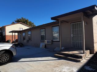 1161 Magnolia St, Seguin, TX 78155