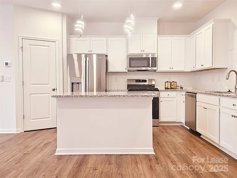 2744 Yeager Dr NW — Photo 11