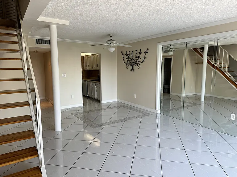 17800 Atlantic Blvd #Penthouse 1-15 — Photo 10