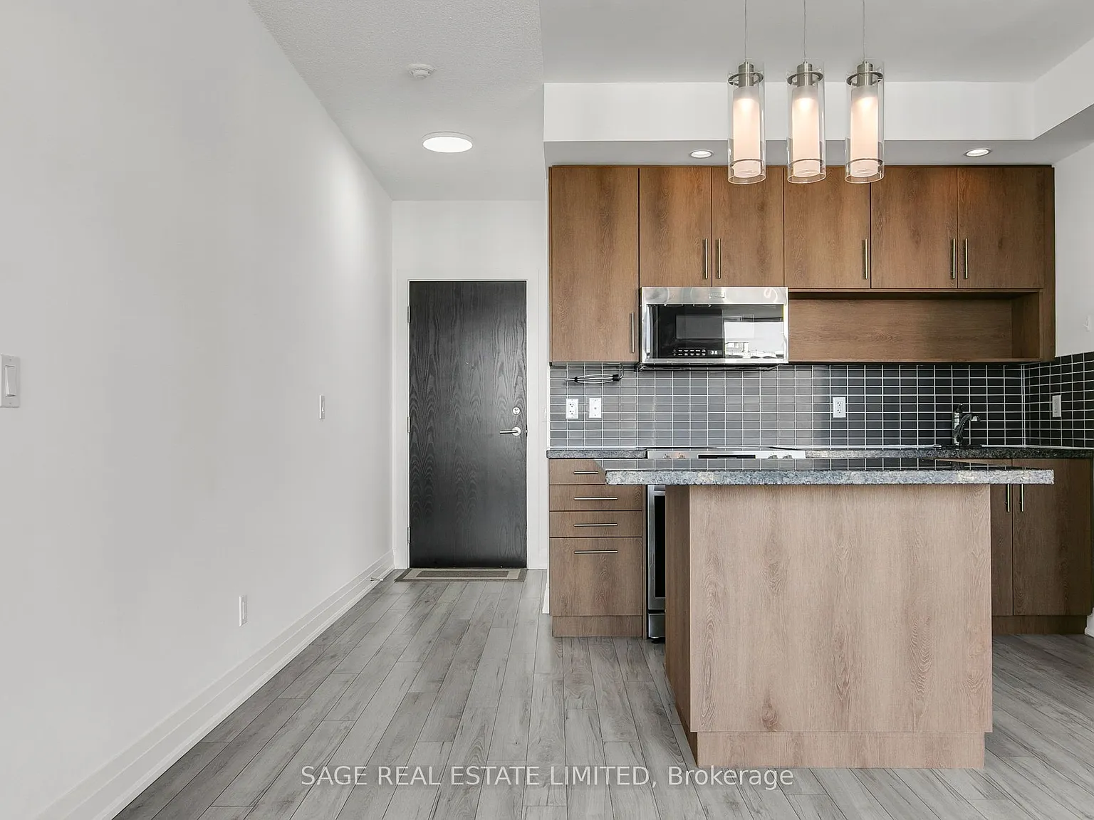 2 bed, $3,250 — Photo 2