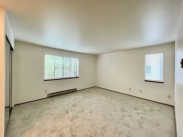 520 100th Ave SE #25 — Photo 9