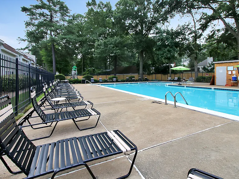 401 Turlington Rd — Photo 17