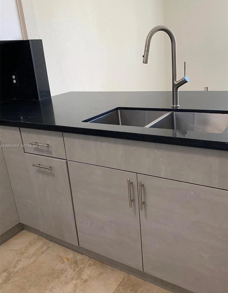 Villas At Nautica Three C — Photo 4