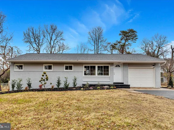 6012 Griffith Dr, Suitland, MD 20746