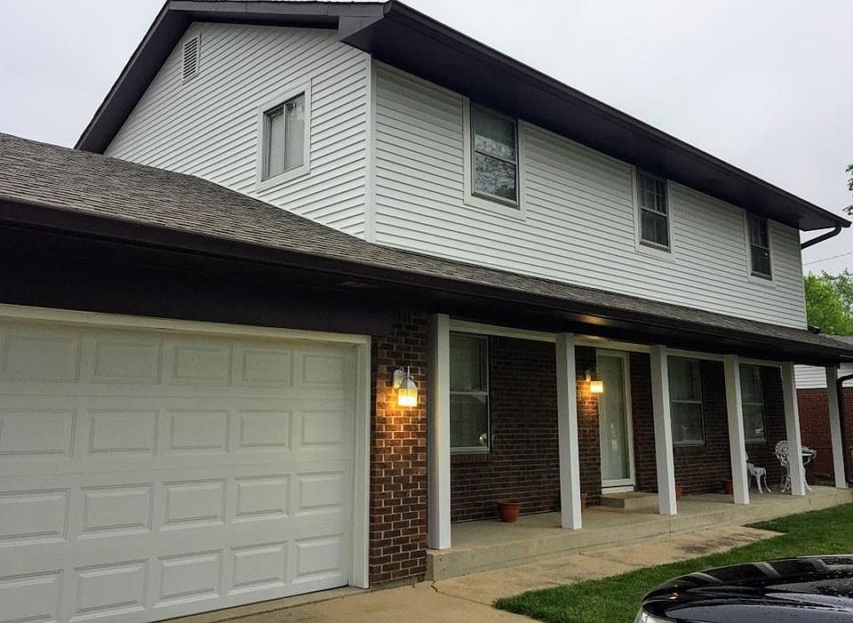 2nd image of 7916 Crossgate Ln