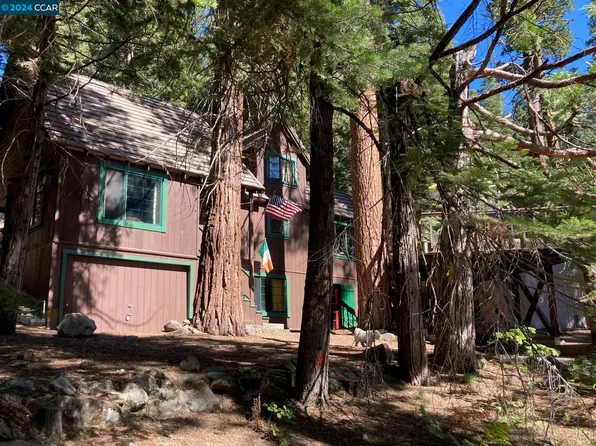 72 Pinecrest Ave, Pinecrest, CA 95364