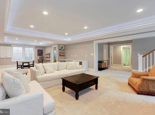 401 Johnson St SW, Vienna, VA 22180