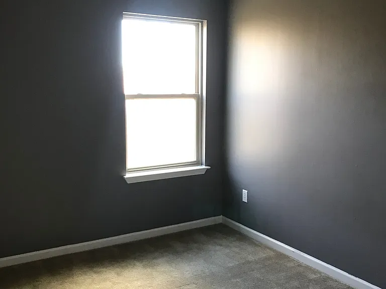 69 Thunderbird Dr — Photo 14