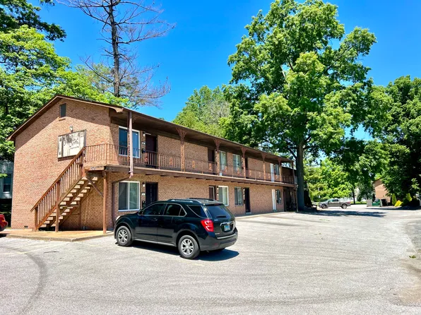 601 N Charles St APT 2, Belleville, IL 62220