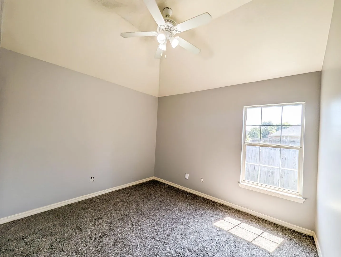 Northgate Village 3 bed/2 bath — Photo 4