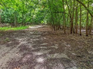 17 Southwest St, Bell, FL 32619