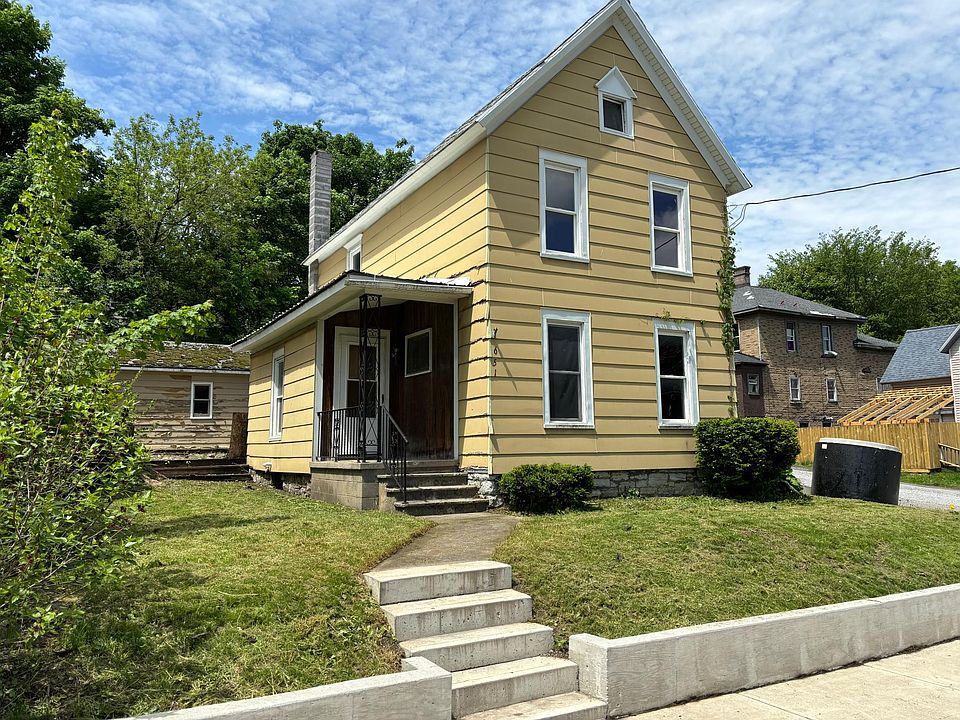 1st image of 651 Grant St