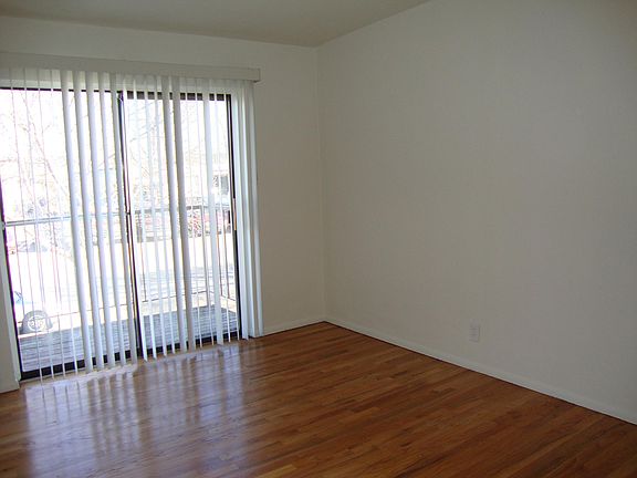 2nd image of 4300 Fairview Ave APT F