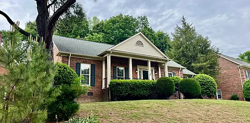 219 Wainsley Pl Photo 1