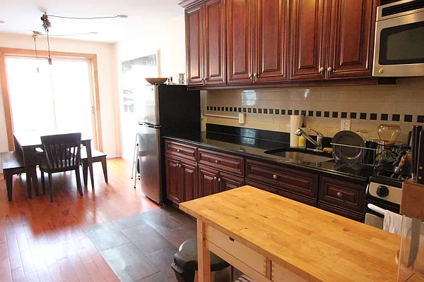 Rented by Bedford 6 Real Estate | media 8