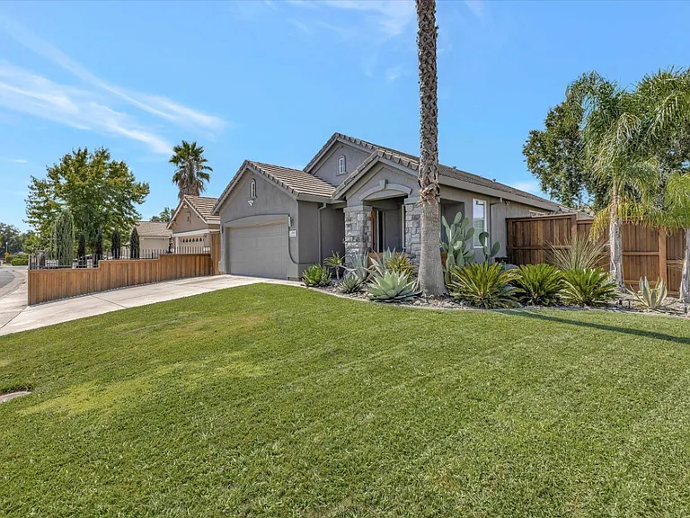 6913 Gold Run Ave — Photo 2